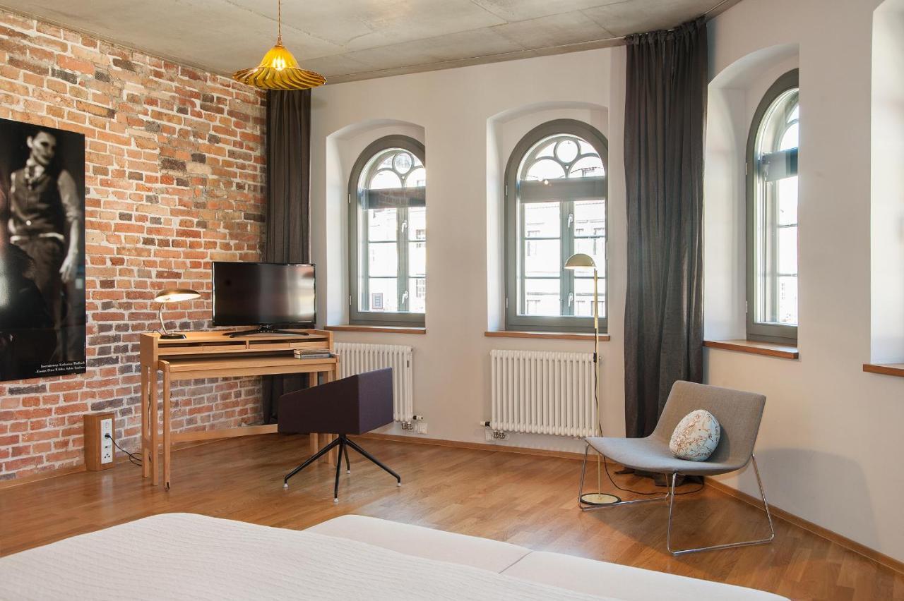 Emmerich Hotel Goerlitz 외부 사진 A room at the Hotel St. Peter